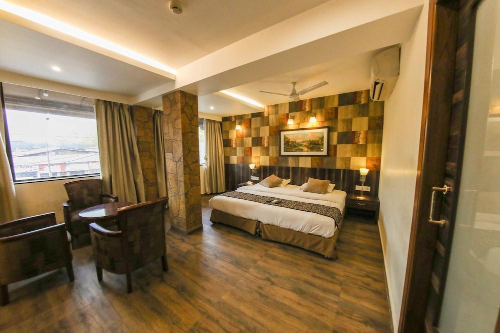 Hostel Mumbai By Maharana Inn Exteriör bild