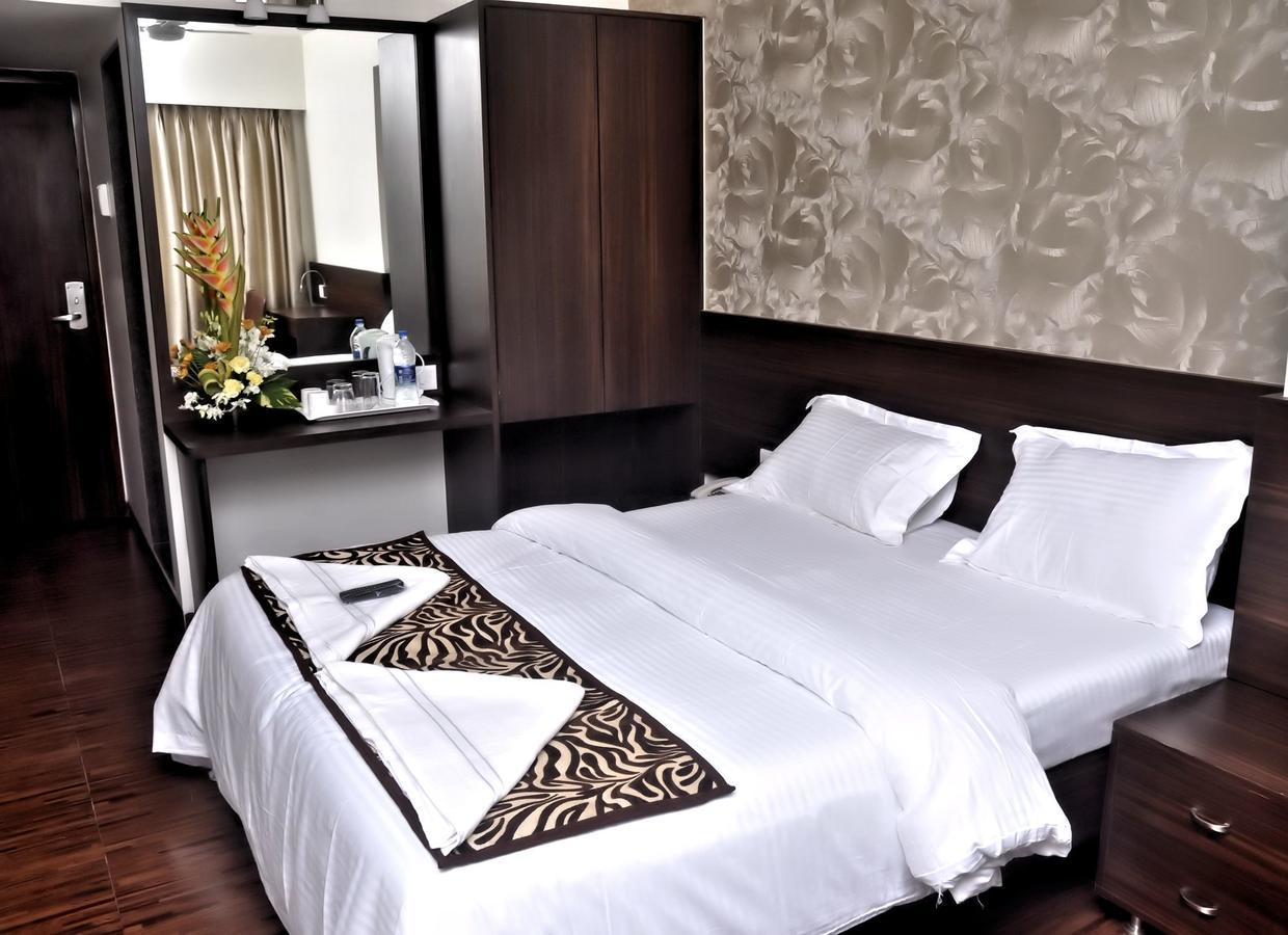Hostel Mumbai By Maharana Inn Exteriör bild