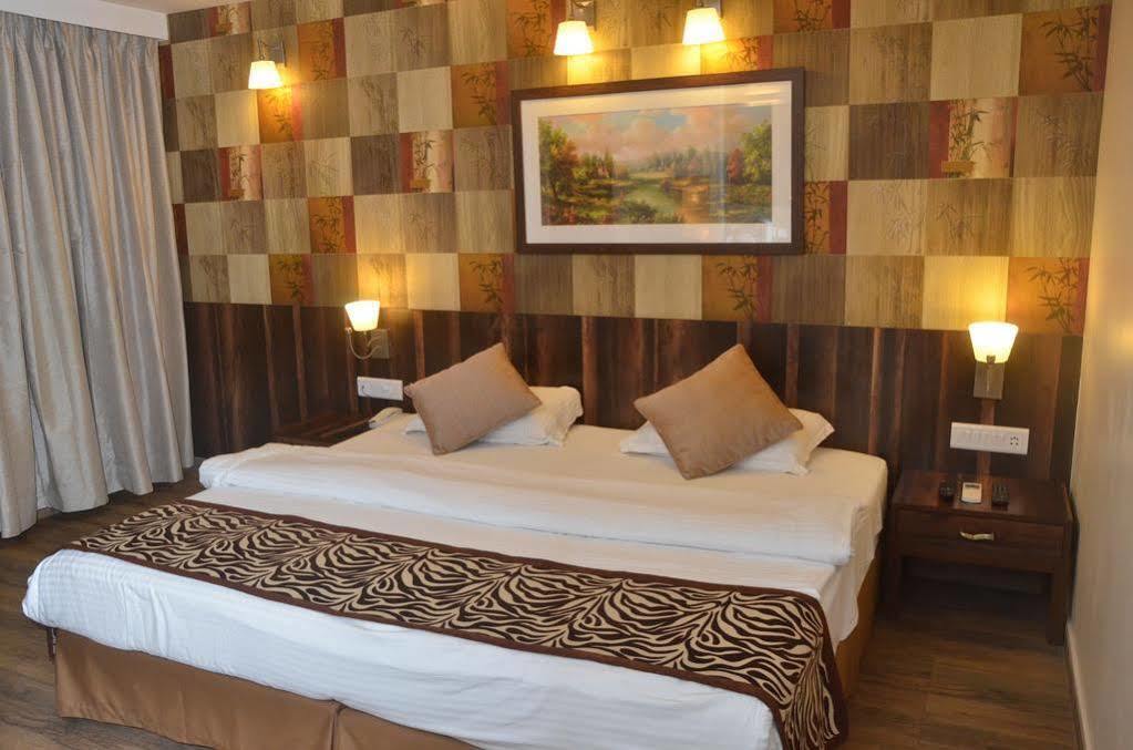 Hostel Mumbai By Maharana Inn Exteriör bild